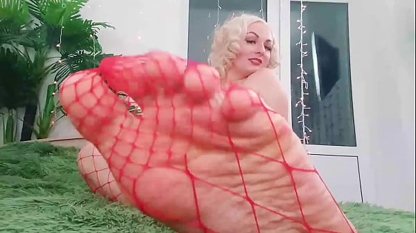 Foot Fetish compilation video from Arya Grander – barefoot and nylon soles and toes.